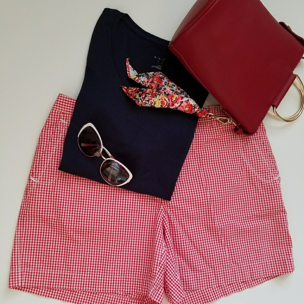 🌺 Liz Claiborne check shorts -sloane